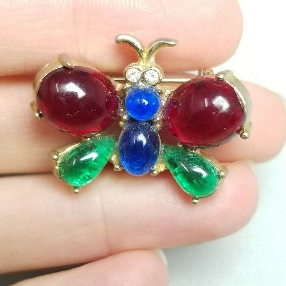 Vintage Coro Butterfly Cabochon Rhinestone Brooch, Gold Tone 1940s Lapel Pin - Picture 7 of 7